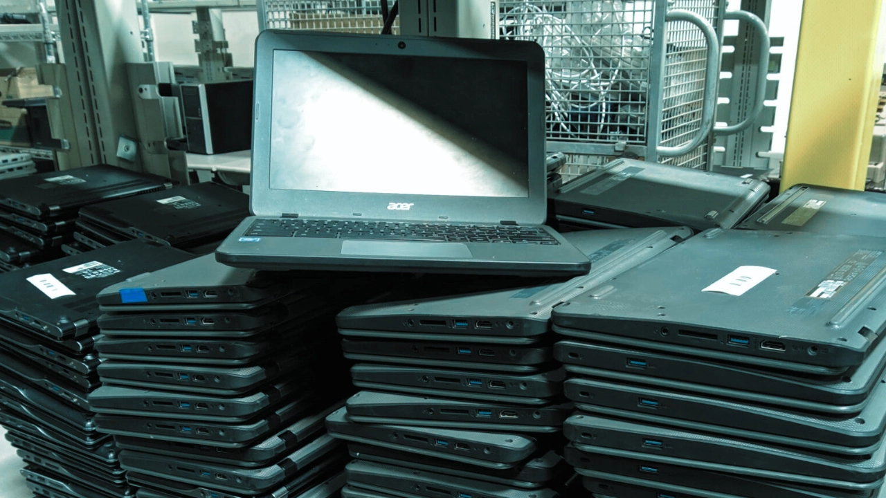 how to sell my very old laptop